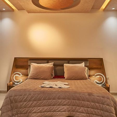 Pyramids Quen Hotel Кайро Екстериор снимка