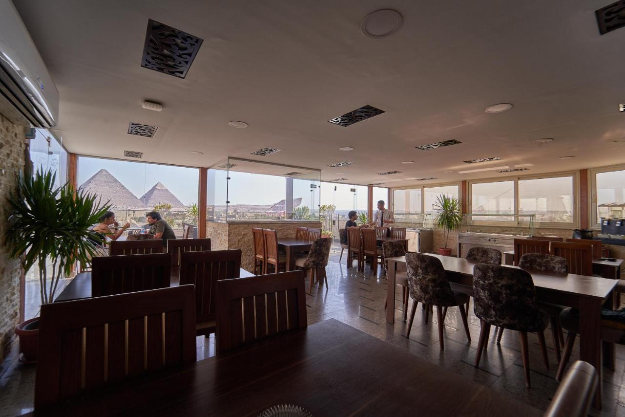 Pyramids Quen Hotel Кайро Екстериор снимка