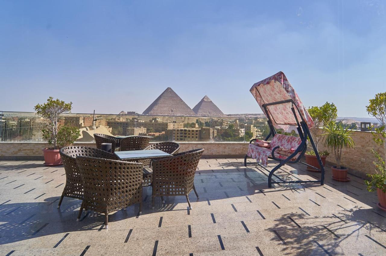 Pyramids Quen Hotel Кайро Екстериор снимка